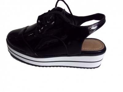 tenis plataforma aberto atras